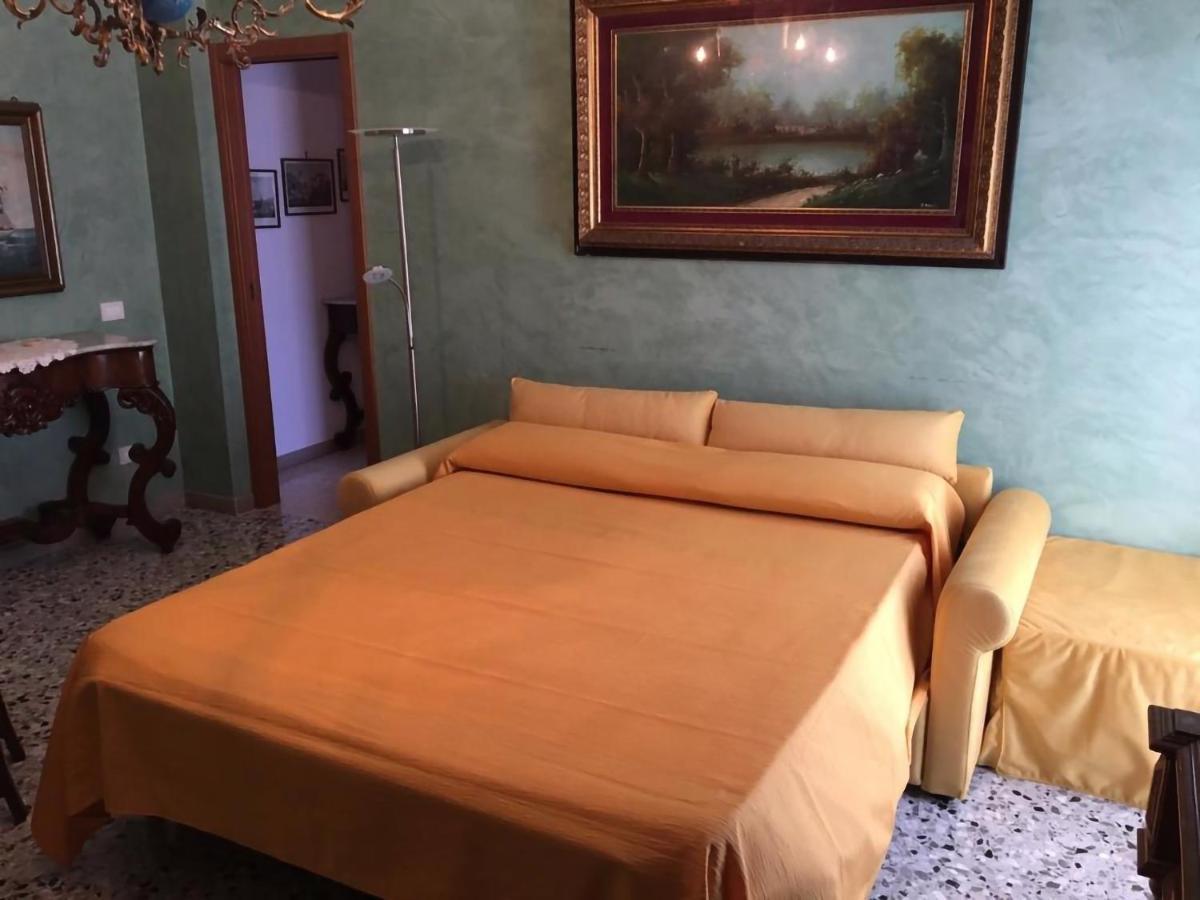 Casa Tetta Two Styles Living Together *