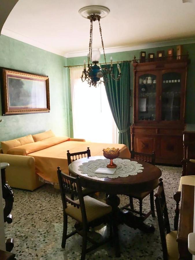 Casa Tetta Two Styles Living Together *
